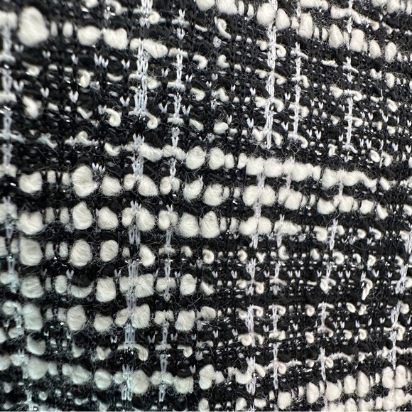 H&M Bouclé Tweed Vest NWT | Sleeveless V-Neck Bouclé Jacket | Metallic Thread - Picture 7 of 7